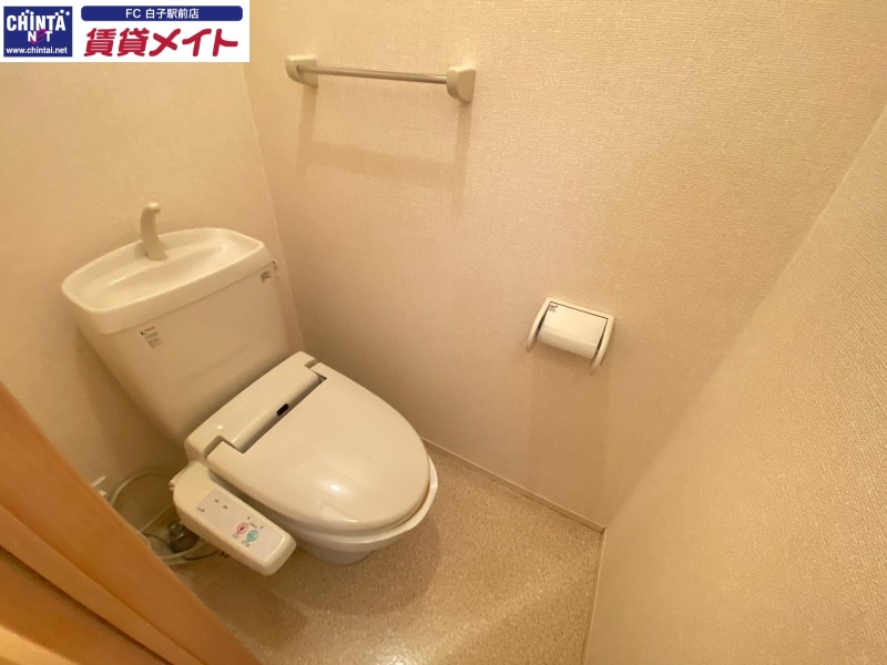 ハイツ マリノのトイレ写真