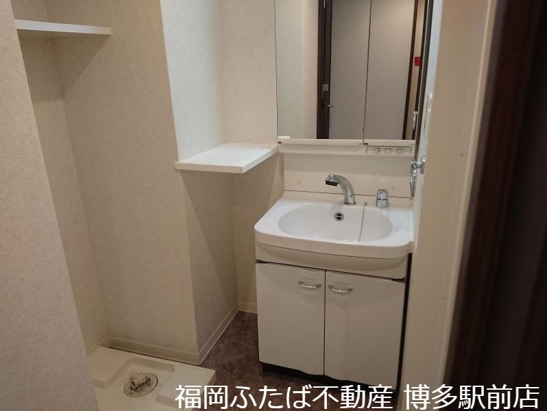 ネストピア大濠公園駅前の内装写真