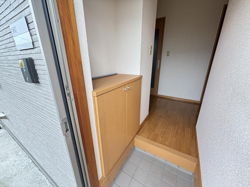 メゾンドISの玄関写真
