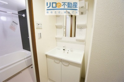 アンプルールフェールエタンセルマン昆陽の内装写真