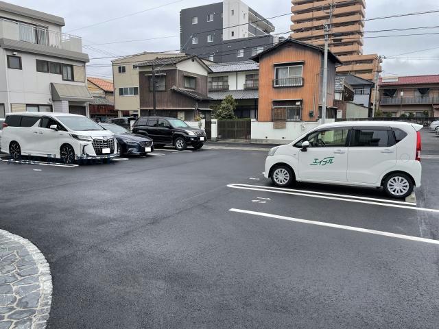 駐車場　駐車場