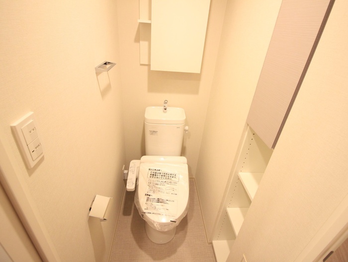 トイレ　写真は同タイプ住居です。
