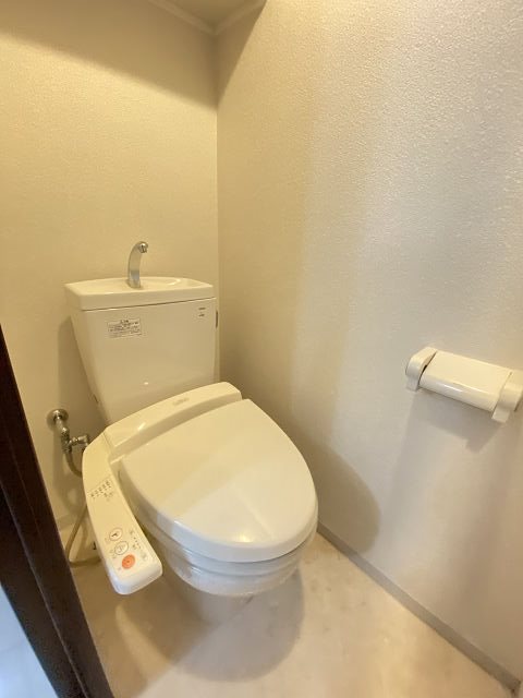 トイレ　シンプルで使いやすいトイレです