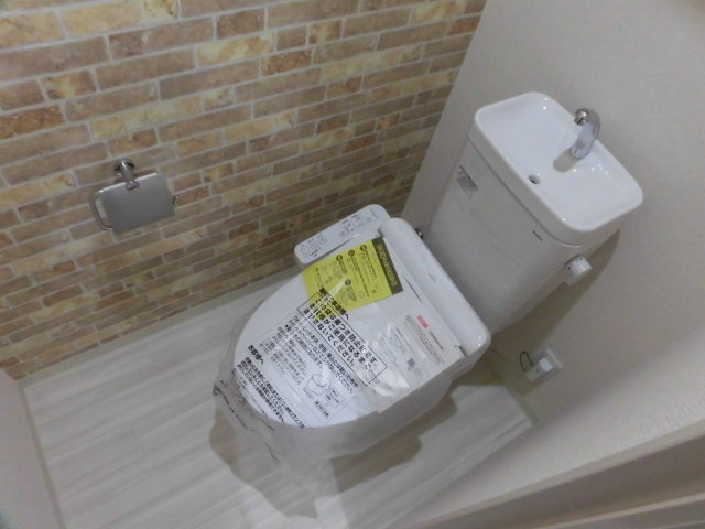 トイレ　ウォシュレット付きのトイレです。