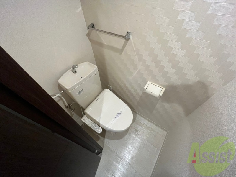 トイレ　トイレです。ウォシュレット付を探している方、おすすめです。