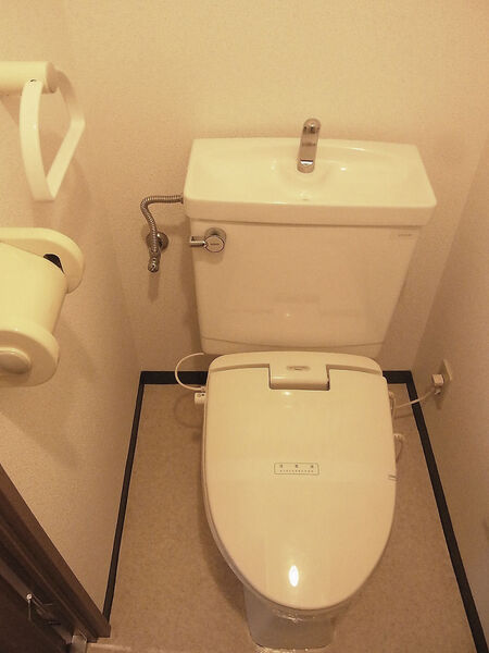 プリヴェ根岸のトイレ写真