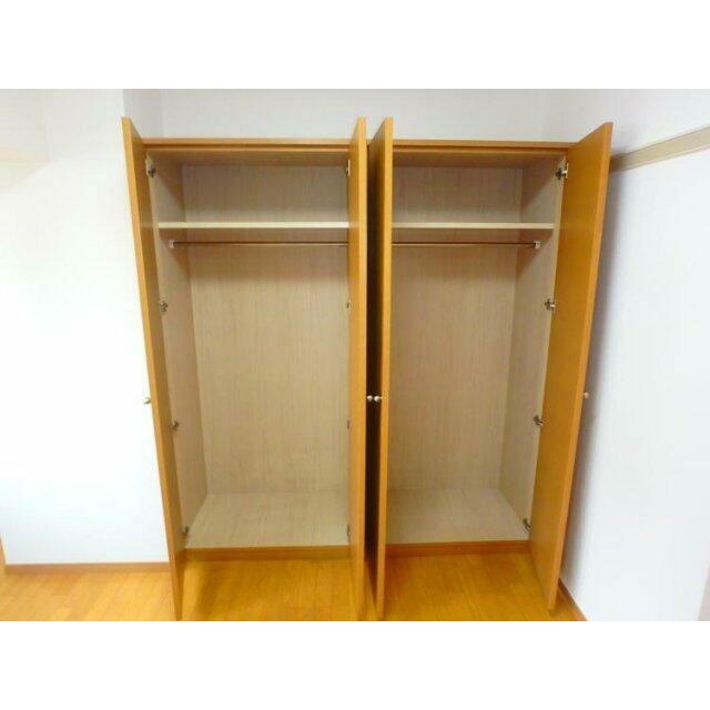 収納　クローゼット