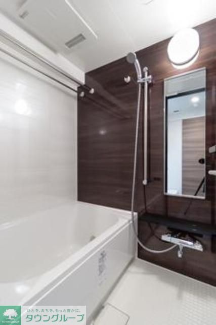 バス・シャワールーム　※写真は同タイプ住戸です。