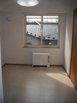 室蘭市 2階建 築14年の居間写真