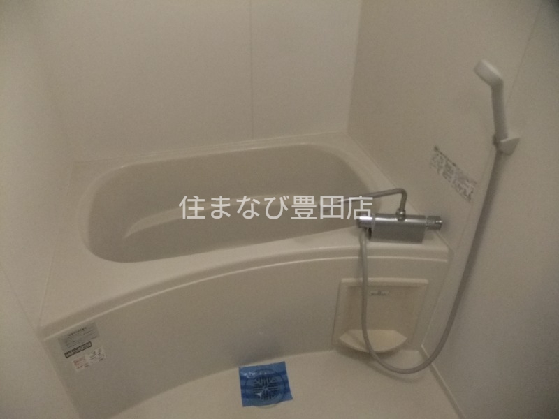 バス・シャワールーム　同型別部屋写真