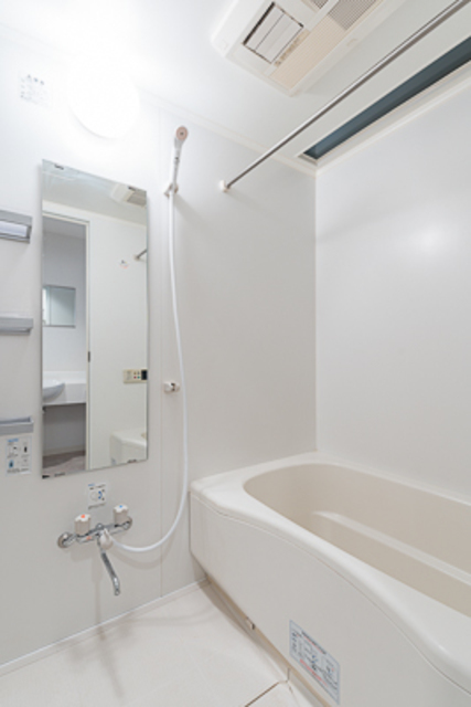 バス・シャワールーム　※写真は同タイプ住戸です。