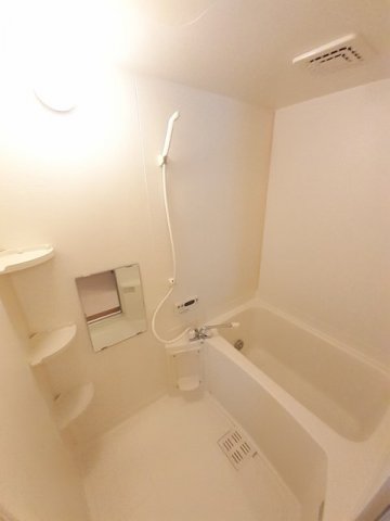 バス・シャワールーム　日々の疲れを癒すお風呂付です