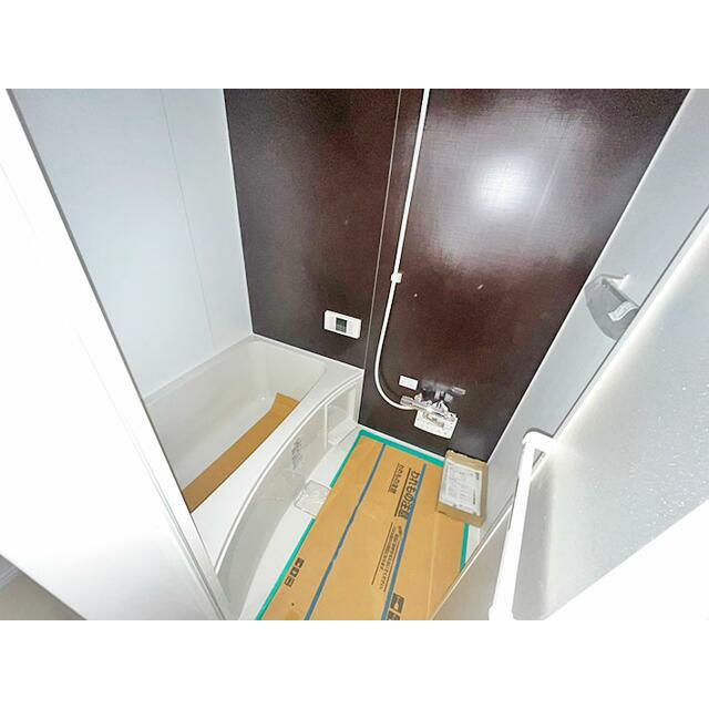 バス・シャワールーム　追い焚き機能付きバス　※写真は建築中のものです