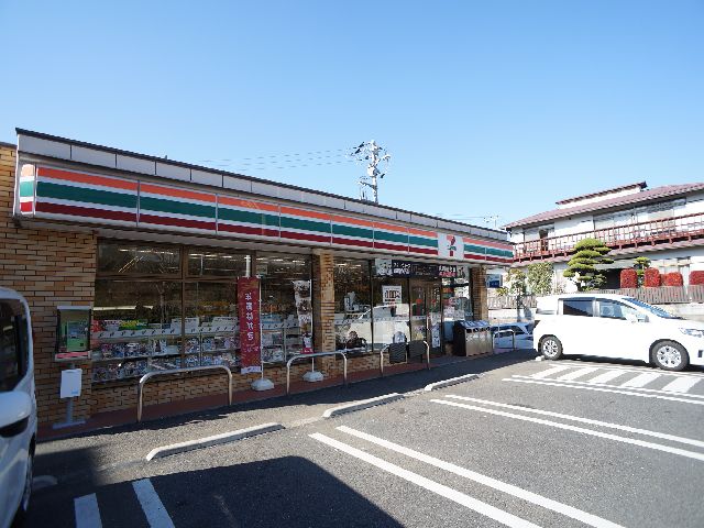 コンビニ　セブンイレブン横浜緑園1丁目店（コンビニ）まで218m
