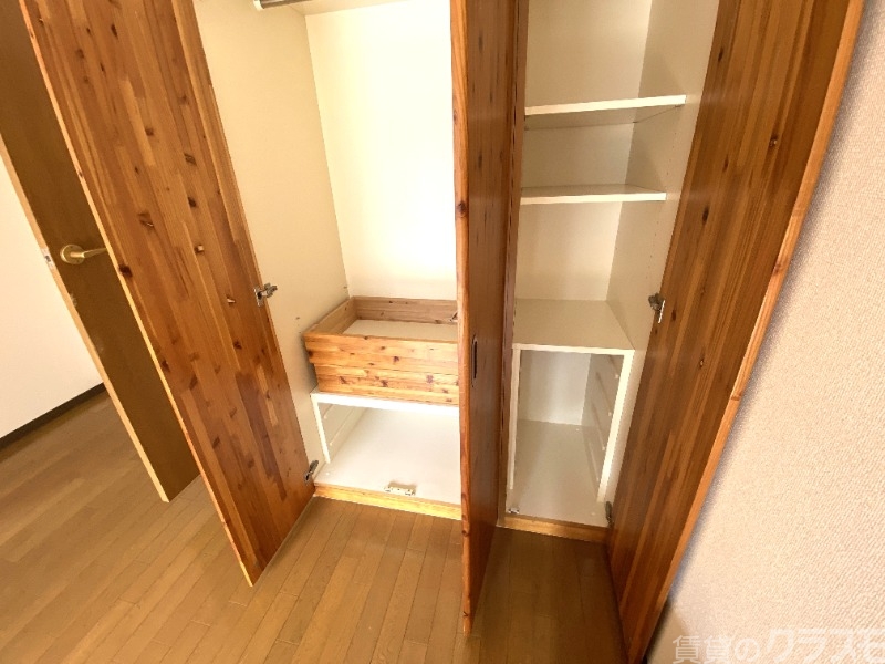 収納　木目調がオシャレな収納です♪