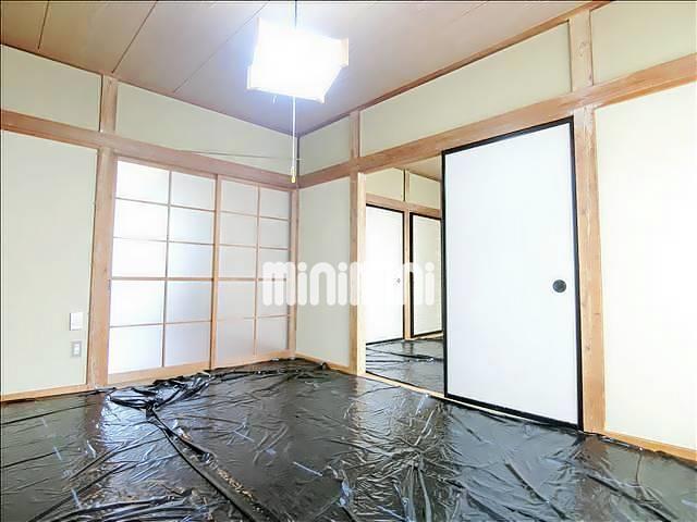 居室・リビング　扉を開ければ広くお使いいただけます。
