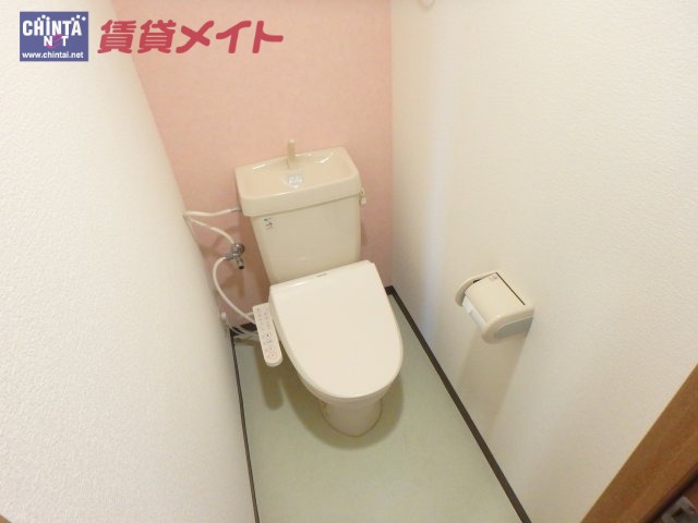 【松阪市嬉野宮古町のマンションのトイレ】