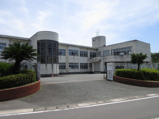 【サムエルの小学校】