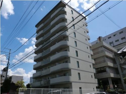 【エリーフラッツ京町の建物外観】