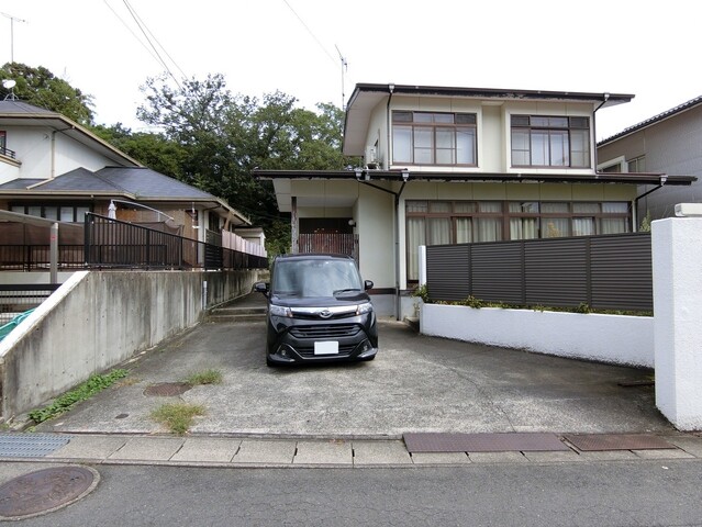 平字旧城跡◆戸建賃貸◆周辺環境充実◆ペット(小型犬)可能の建物外観