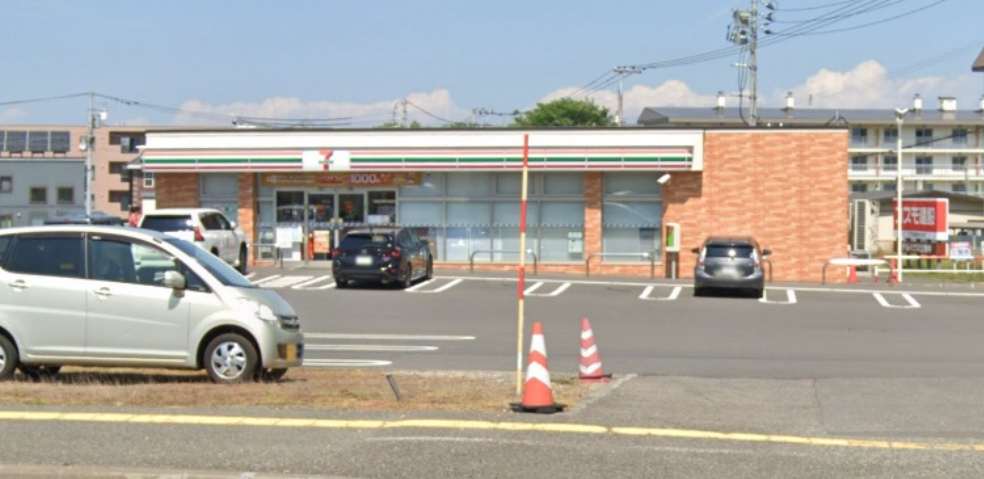 コンビニ　セブン－イレブン千歳新富店（コンビニ）まで2331m