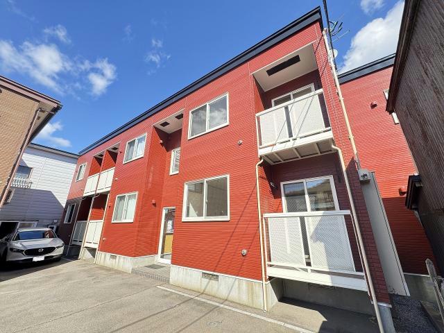 アルメリアの建物外観