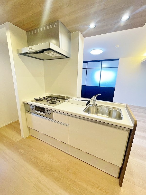 キッチン　★システムキッチングリル付き/３口コンロ★