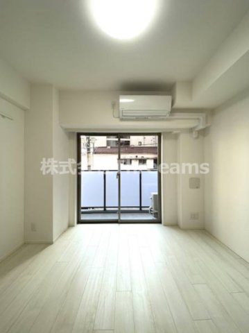 居室・リビング　居間です