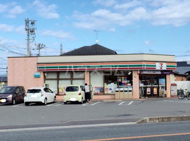 コンビニ　セブン-イレブン志免別府店（コンビニ）まで696m