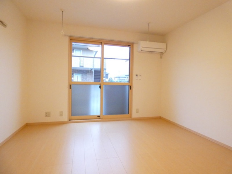 居室・リビング　図面と現状に相違がある場合には現状を優先