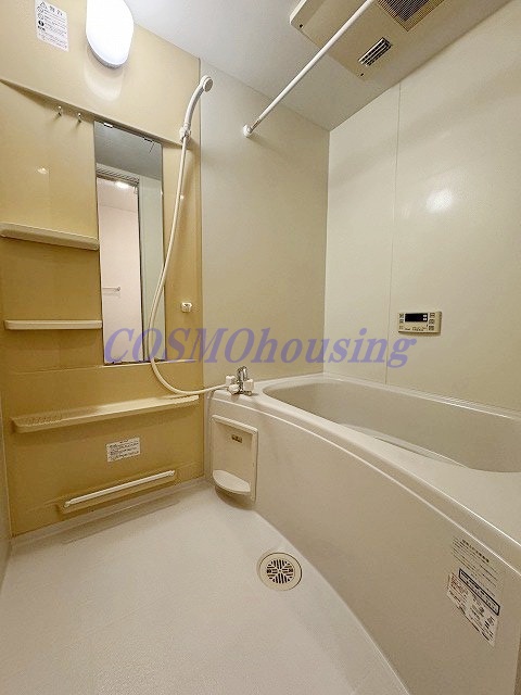 バス・シャワールーム　追い焚き・浴室乾燥機能付