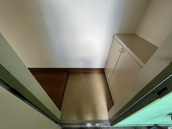 玄関　※別部屋の写真です