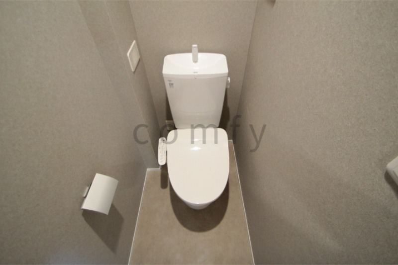 トイレ　ウォシュレット付きトイレ