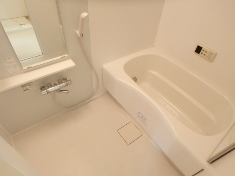 バス・シャワールーム　図面と現状に相違がある場合には現状を優先