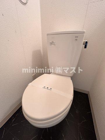 トイレ　同マンション内・別居室参考写真