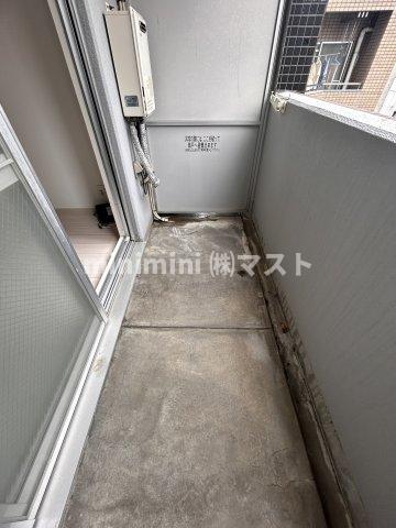 バルコニー　同マンション内・別居室参考写真