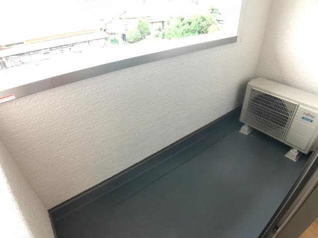 バルコニー　ベランダ
