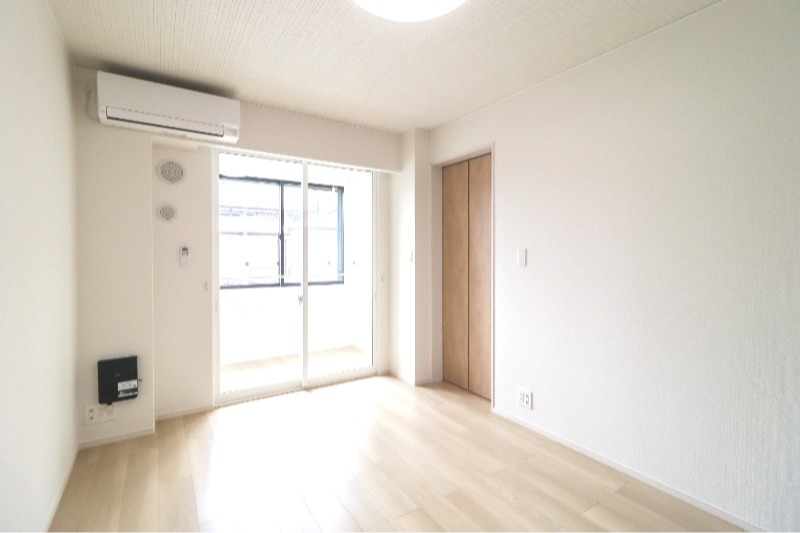 居室・リビング　図面と現状に相違がある場合には現状を優先