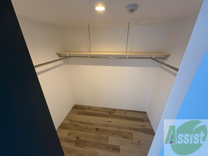 収納　嬉しいウォークインクローゼット仕様です！！