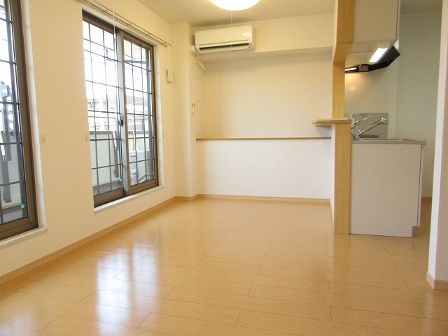 居室・リビング　オール洋室の1LDK☆