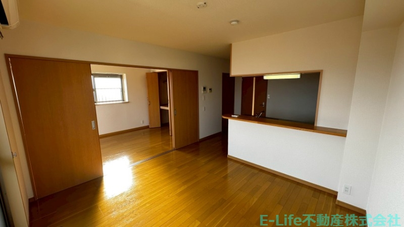 居室・リビング　※同型間取り別部屋写真