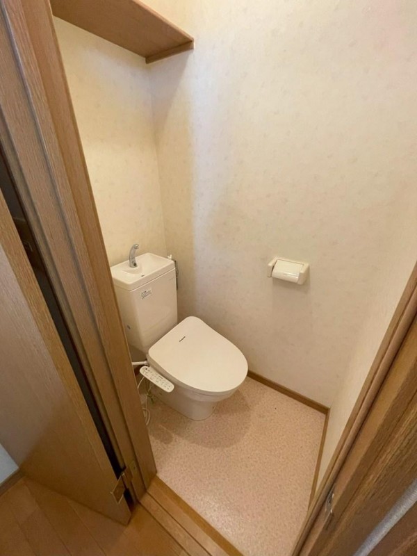 トイレ　トイレ