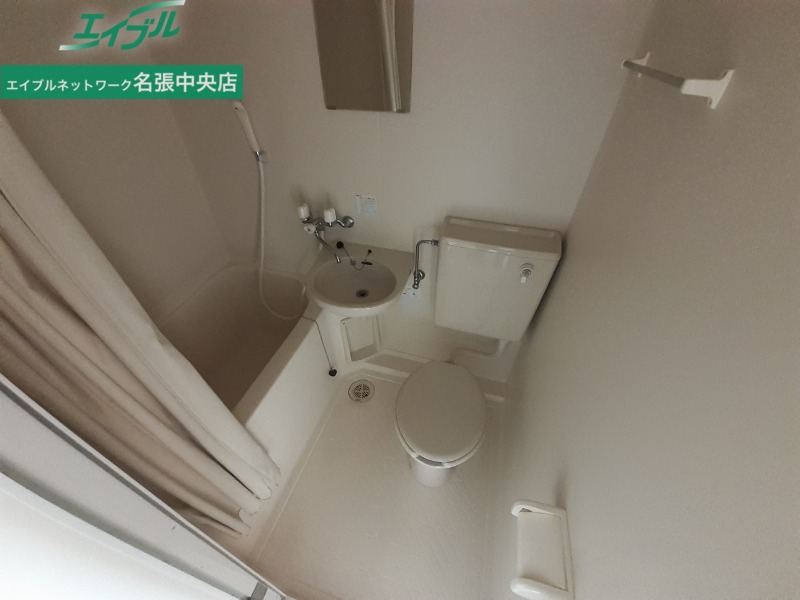 バス・シャワールーム　別部屋参考写真です。