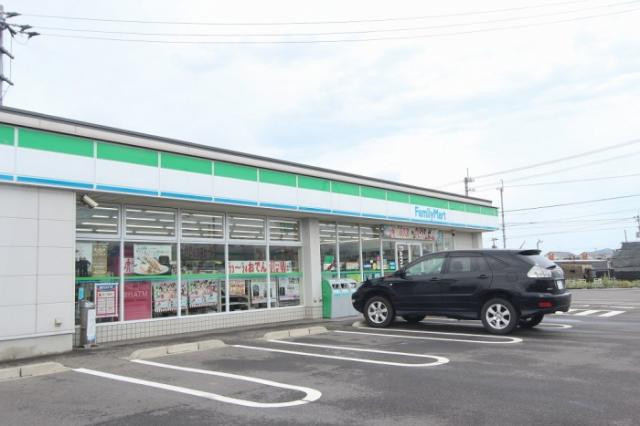コンビニ　ファミリーマートさぬき長尾店（コンビニ）まで931m