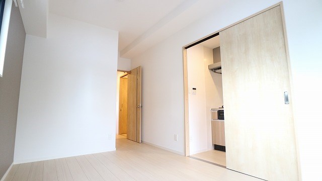 居室・リビング　・別号室参考写真