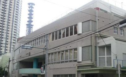 小学校　新宿区立牛込仲之小学校（小学校）まで413m