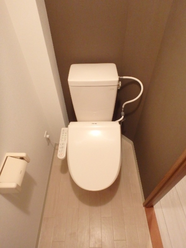 トイレ　図面と現状に相違がある場合には現状を優先