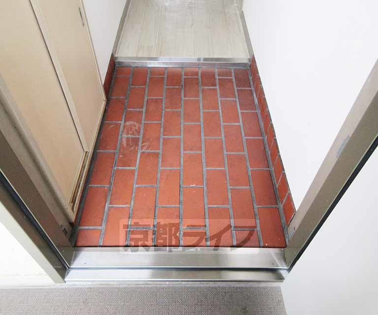 玄関　広い！
