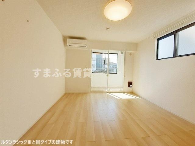 居室・リビング　同仕様　同施工会社　リビング