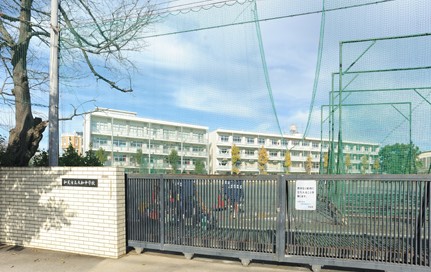 中学校　和光市立 大和中学校（中学校）まで193m